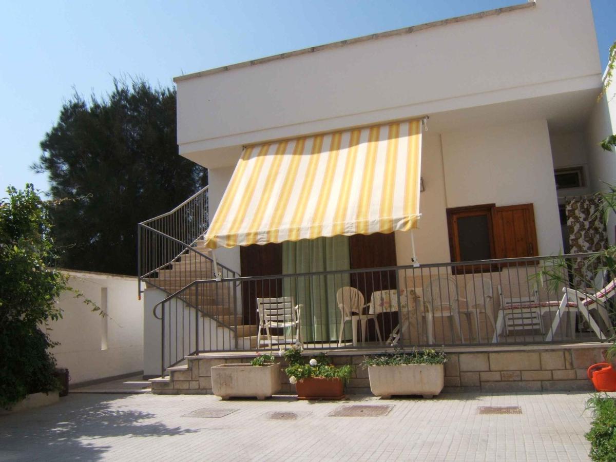 Casa Vacanze Claude Casalabate Esterno foto